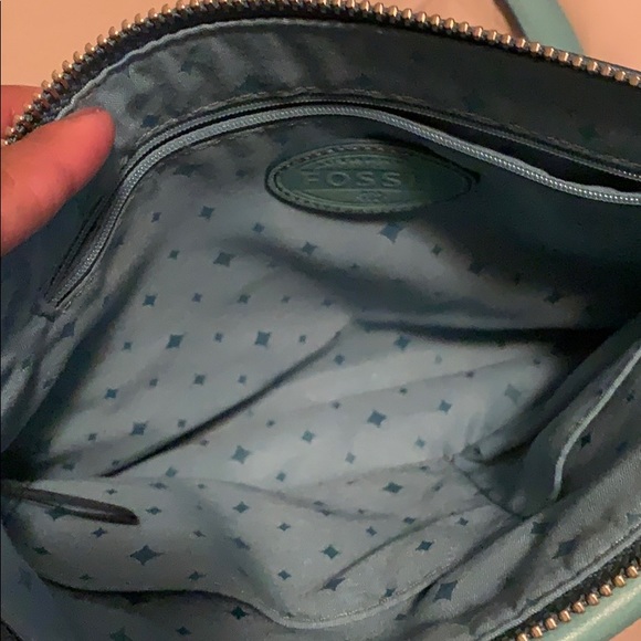 Blue Crossbody Fossil bag.. - Picture 5 of 5